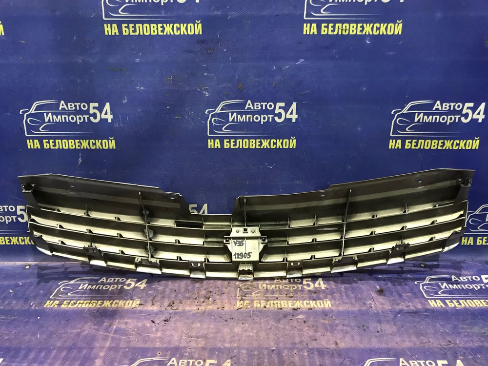 Решетка радиатора NISSAN SKYLINE 2001-2004