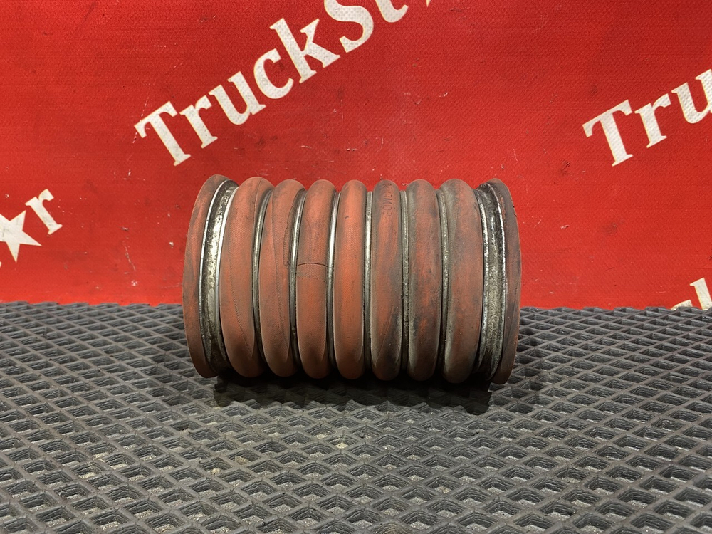 Патрубок интеркулера 2018г