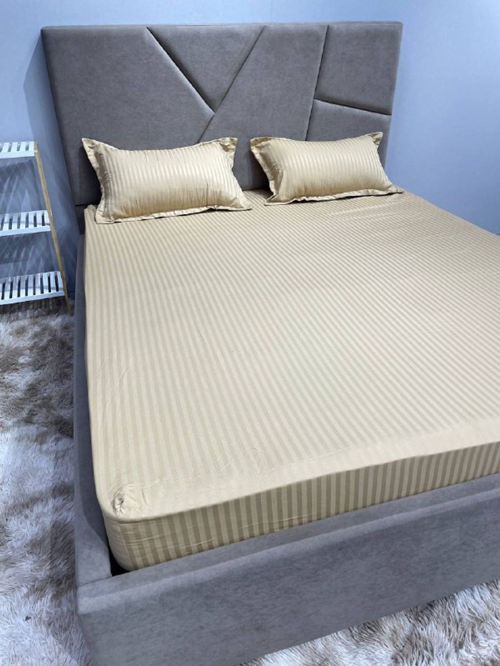 Простынь на резинке с нав 180 /200 Страйп