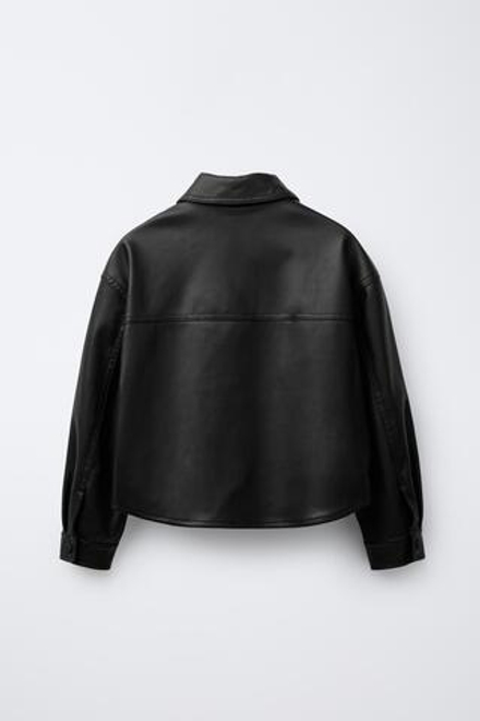 ZARA КУРТКА-РУБАШКА ИЗ ИСКУССТВЕННОЙ КОЖИ С КАРМАНАМИ, ЧЕРНЫЙ