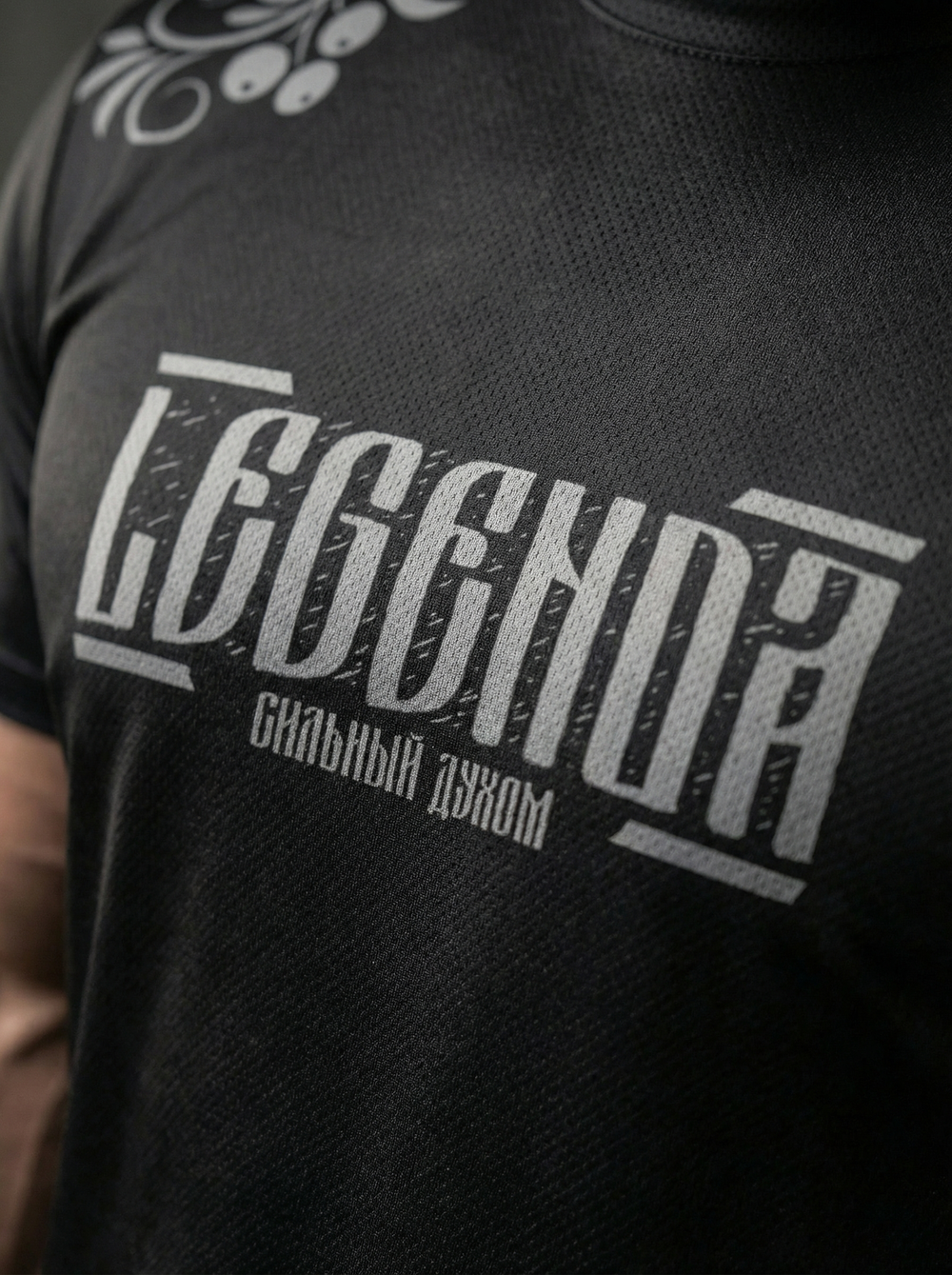 Футболка тренировочная мужская черная LEGENDA Хохлома серая