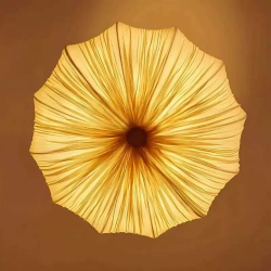 Элегантный подвес в мягком, складчатом дизайне