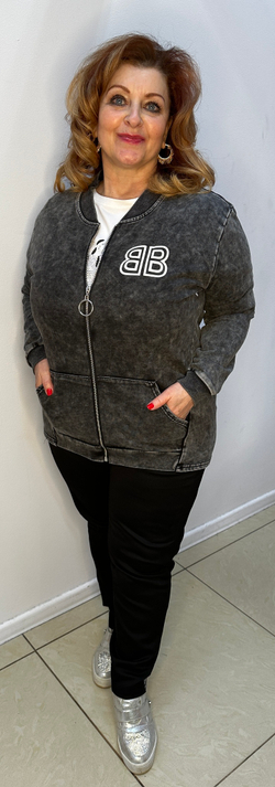 Серый джинсовый жакет-бомбер