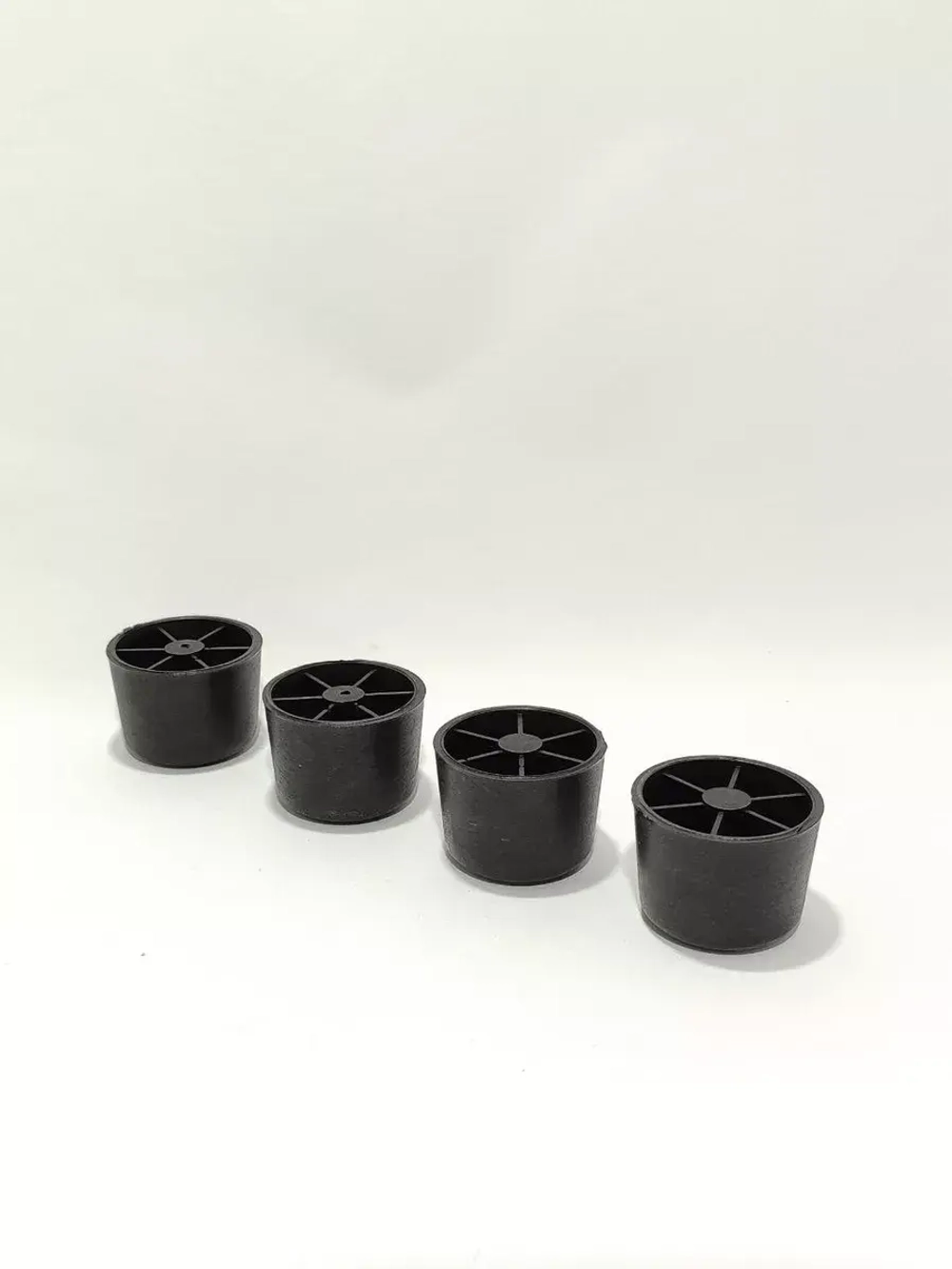 Мебельные ножки пластиковые для дивана шкафа и тумбочки