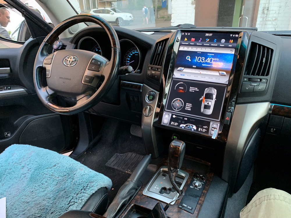 мультимедийный комплект для TOYOTA LANDCRUISER 200 08-15 TOP