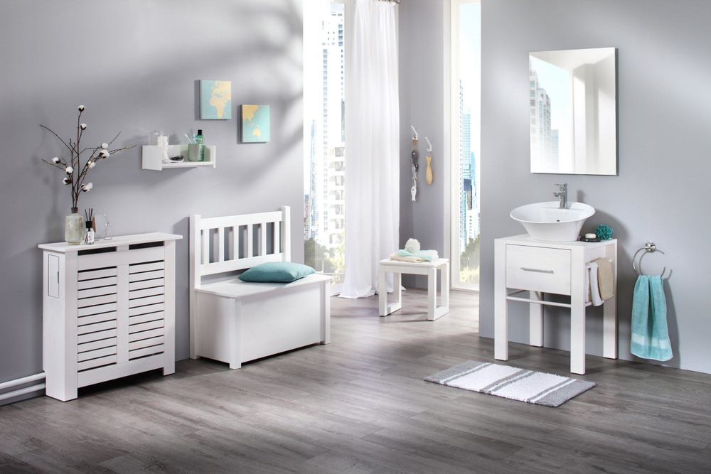 Экран для радиатора из сосны