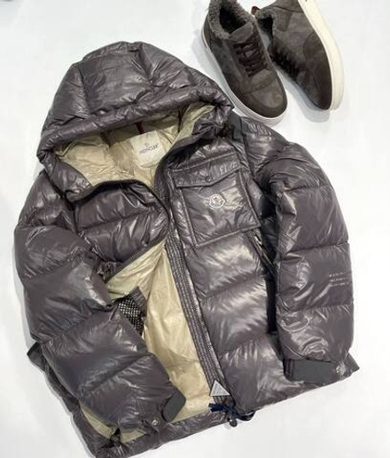 Пуховик Moncler