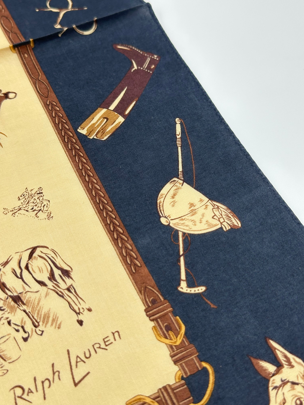 Платок бежевый с синей каймой Ralph Lauren