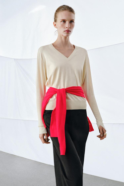 ZARA ДЖЕМПЕР ИЗ ТОНКОГО ТРИКОТАЖА С V-ОБРАЗНЫМ ВЫРЕЗОМ, ЦВЕТ СЛОНОВОЙ КОСТИ