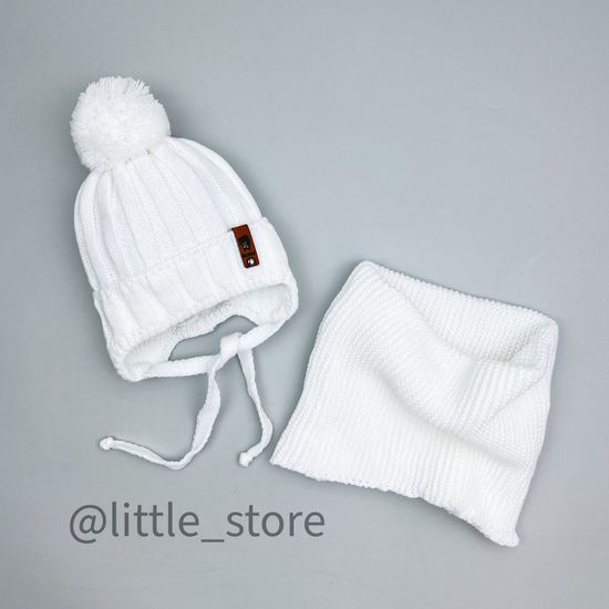 Шапка демисезонная, со снудом "Дино" белая