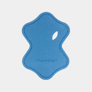 Держатель для проводов и наушников Chapeau из кожи теленка, голубого цвета