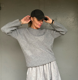 Свитер /серый