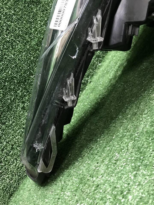 Фара правая Toyota Fortuner 2 (2020-н.в.) LED
