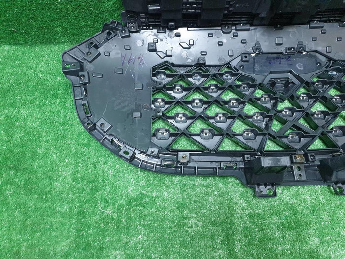 Решетка радиатора Chery Tiggo 8 Pro (2021-н.в.)