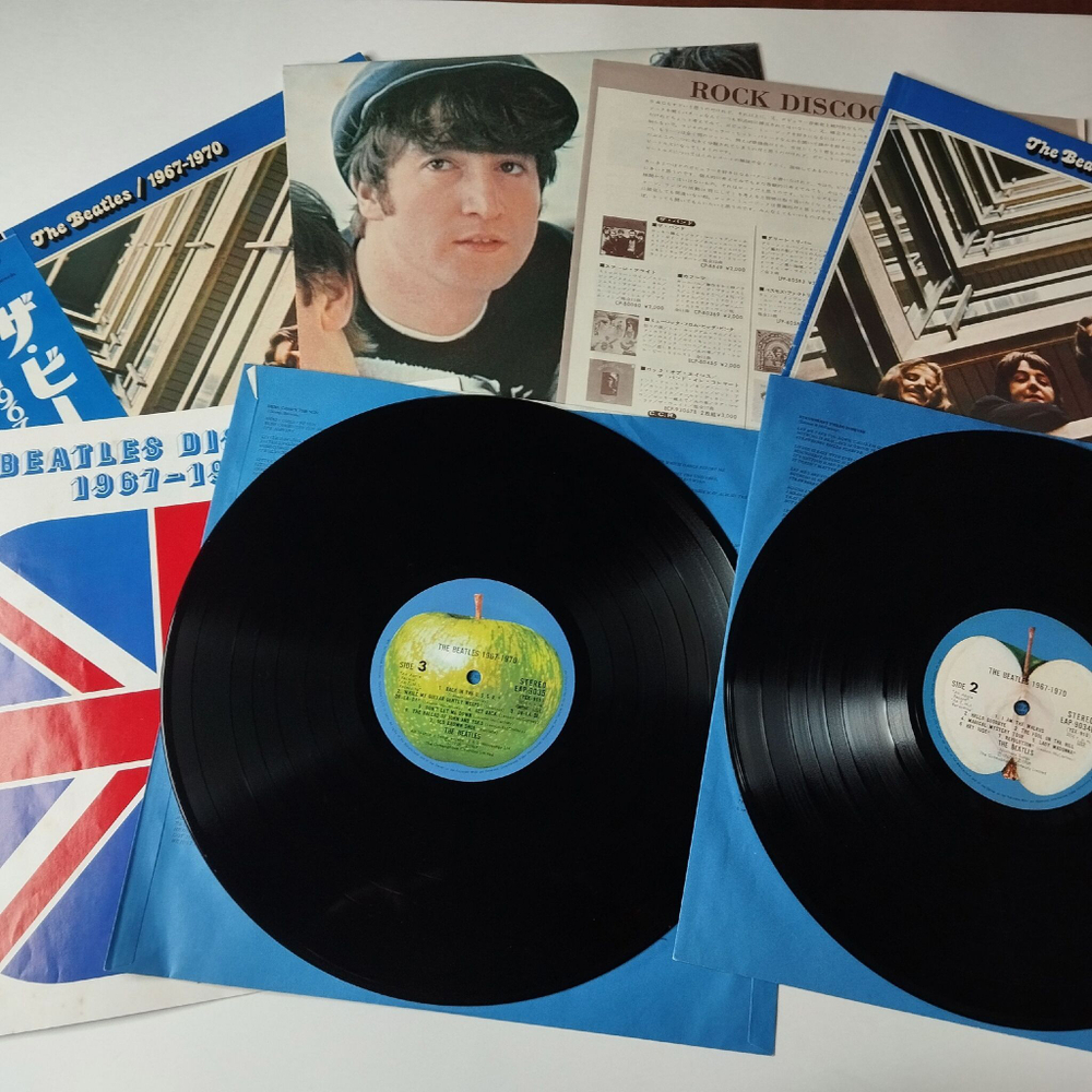 Винтажная виниловая пластинка LP The Beatles 1967 1970 (Japan 1973) (Obi, Poster, Booklet)