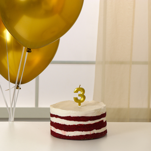 Свеча для торта цифра золотая 3 + воздушные шары, 5шт