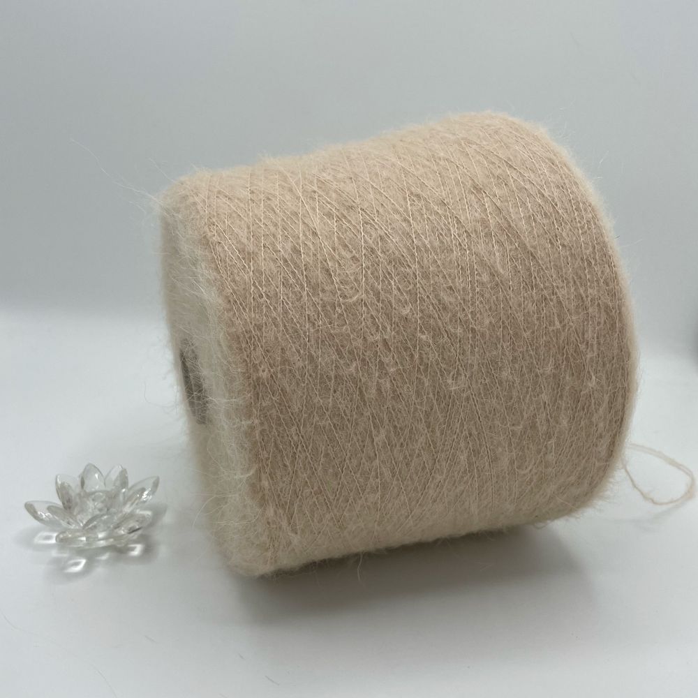 Manifattura LANE PUCCI 30% вспушеная альпака 30% полиамид 40% полиакрил