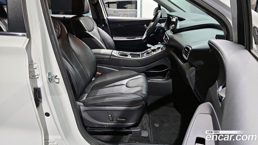 Hyundai The New Santa Fe Дизель 2.2 2WD (01.2021)