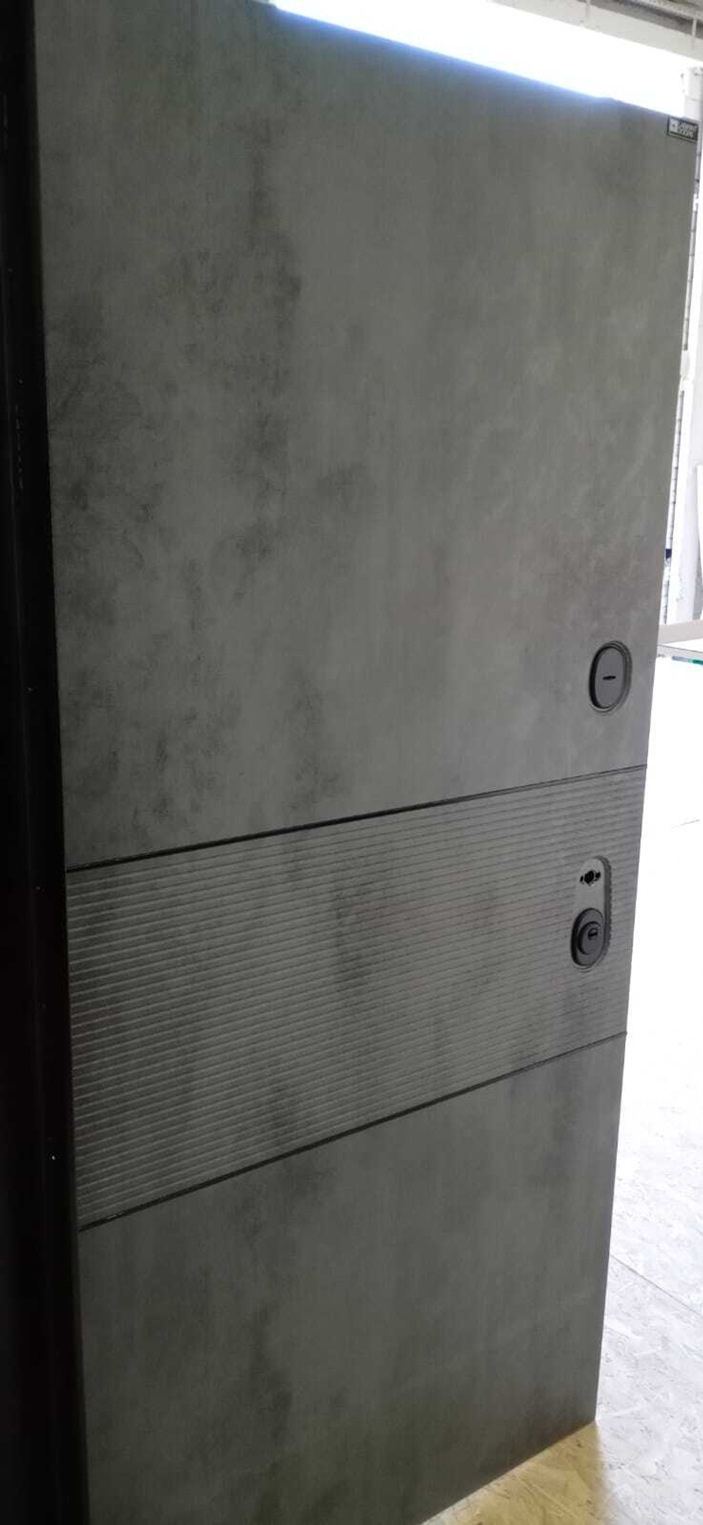 Дверь входная Лабиринт INFINITY  13 Грей софт металлическая