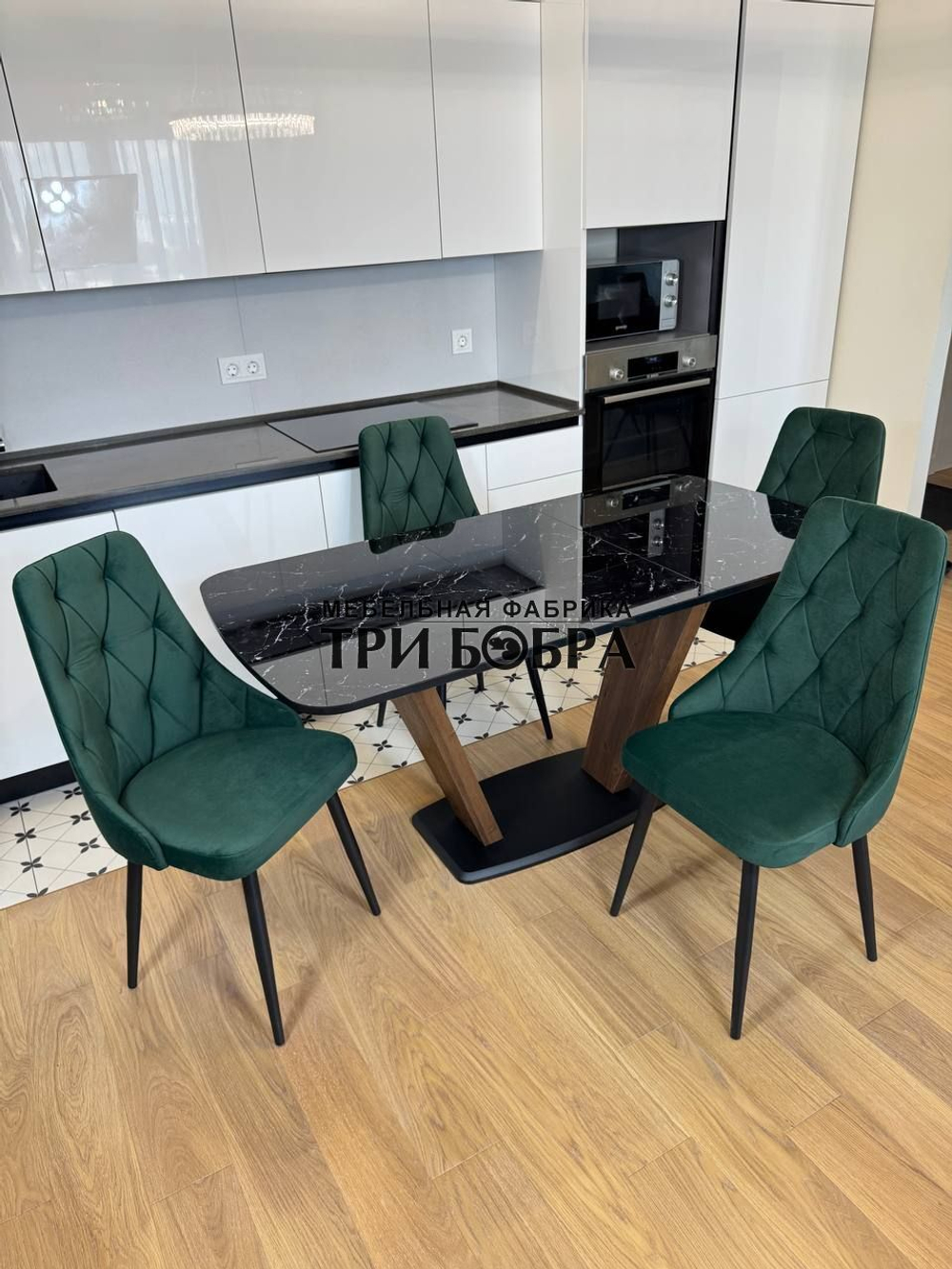 Кухонный раскладной стол "Прадо" черный мрамор и 4 стула Лондон