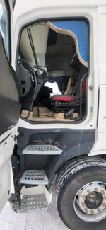 Volvo FH 4x2 Седельный тягач FH-TRUCK (Дизельный, 12,8 л, 428 л.с., АТ)