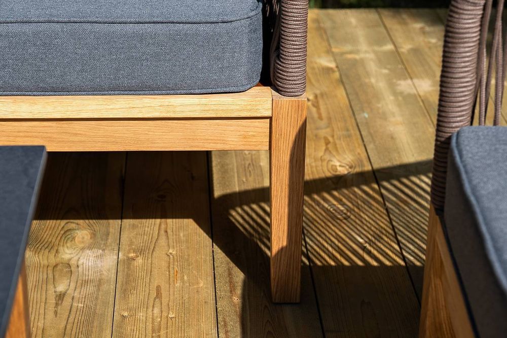 "Канны" лаунж-зона 4-местная из роупа со столиком "Канны" (серый гранит), основание дуб, роуп коричневый