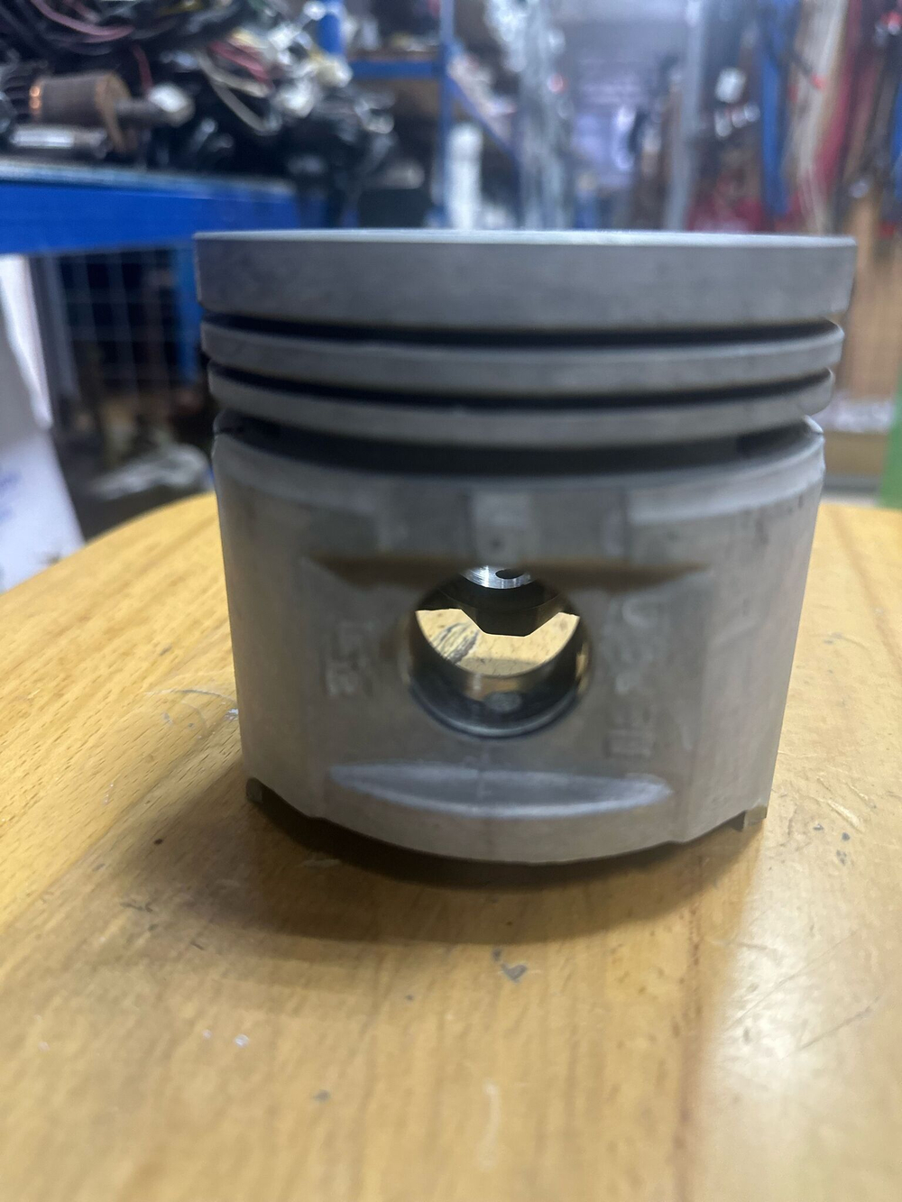 Поршень ГАЗ-24 53-1004015-22(93.5 классБ)