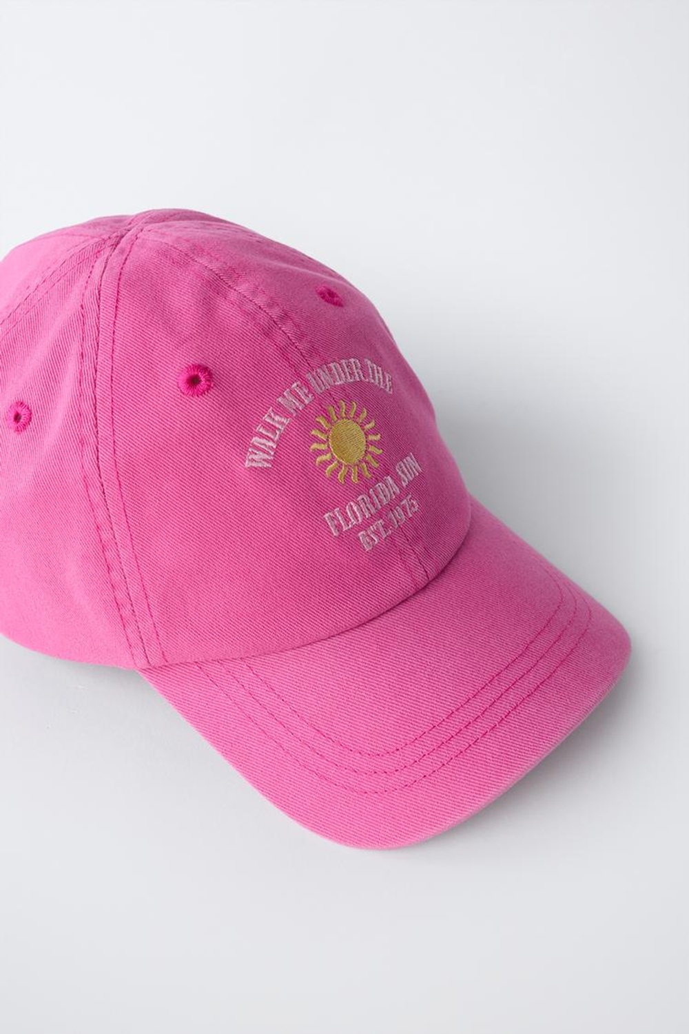 ZARA КЕПКА С ЭФФЕКТОМ ПОТЕРТОСТИ И ВЫШИВКОЙ, РОЗОВЫЙ