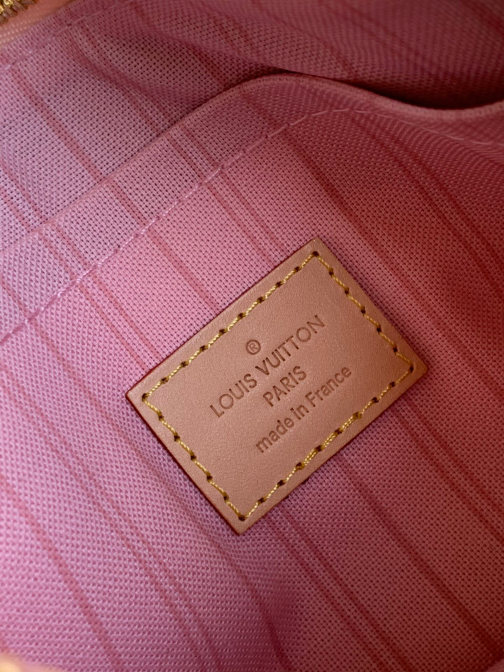 Louis Vuitton Neverfull MM