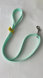 Ринговка груминга из биотана , ширина 15 мм, длина 50 см., зебра