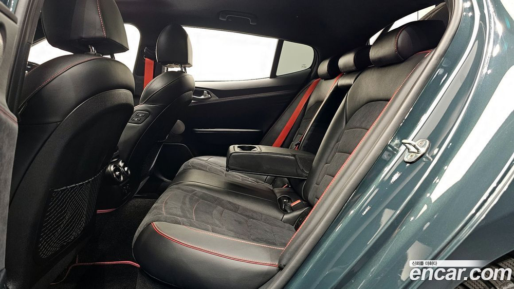Kia Stinger Meister 3.3 GT 아크로 Editions (01.2022)