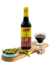 Соевый соус Lee Kum Kee Yipinxian 500 г, 2 шт