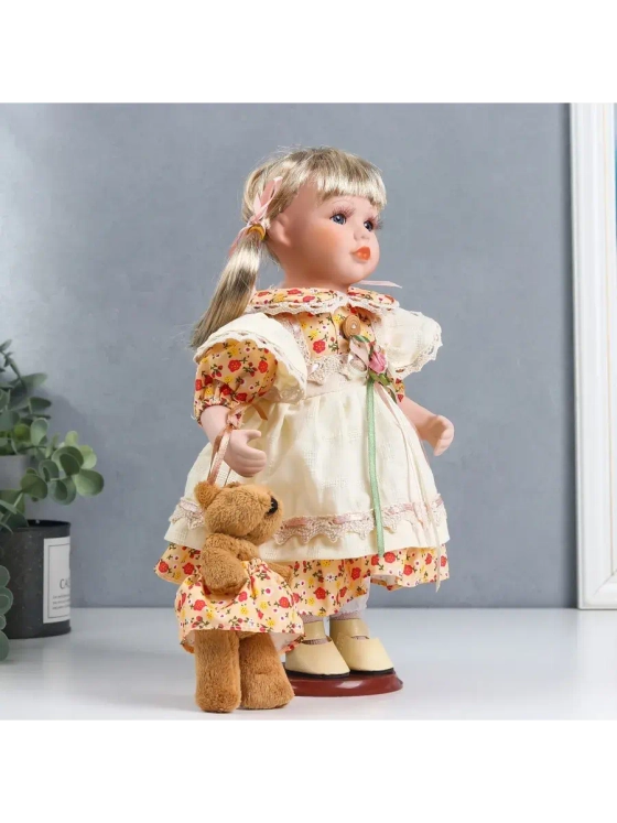 Кукла керамическая фарфоровая Иришка в платье 30 см