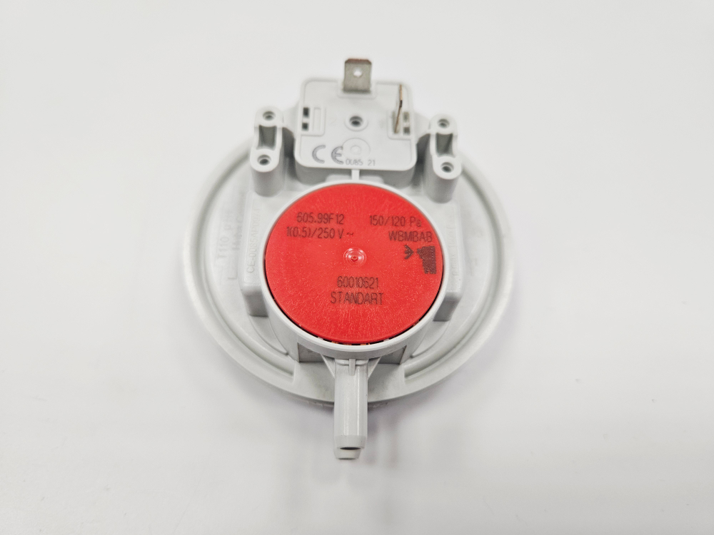 Дифференциальное реле давления HUBA (150/120 Pa) для BUDERUS Logamax U052-24/24K/28/28K (арт. 87161461530)