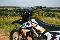 Мотоцикл кроссовый эндуро SHARMAX Expert «172» 250 (2024)