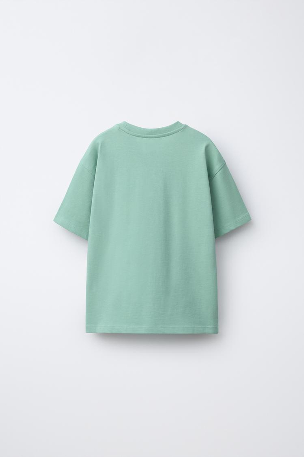 ZARA ФУТБОЛКА ИЗ ПЛОТНОЙ ТКАНИ С ВЫШИТОЙ НАДПИСЬЮ, БИРЮЗОВЫЙ