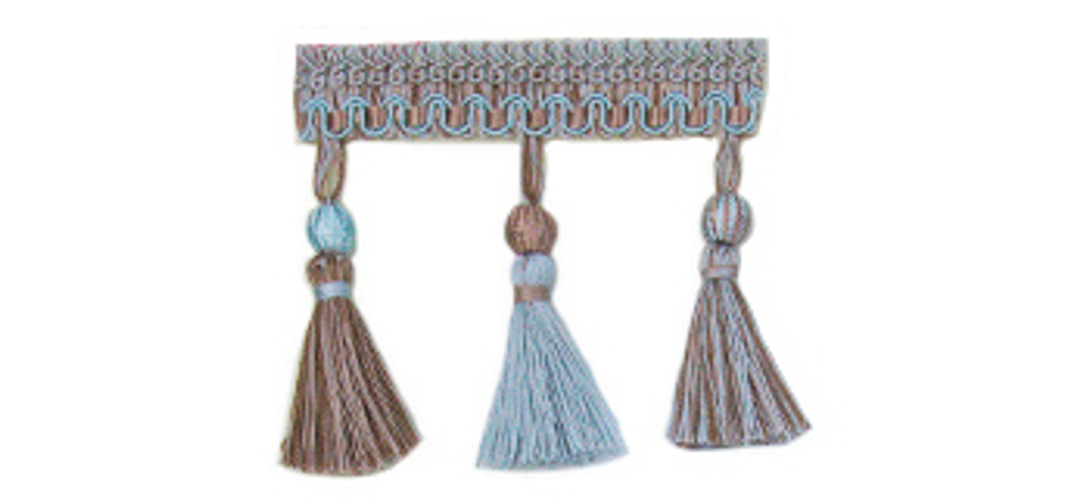 10007/41 Бахрома с кисточками и бубенчиками