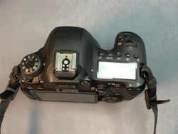 Canon EOS 6D Mark II 48.300 кадров