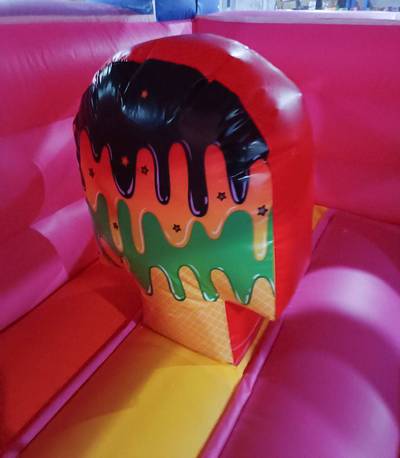 Коммерческий надувной батут "Машина сладостей"