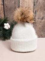 шапка ангора с меховым помпоном зимняя пушистая стильная