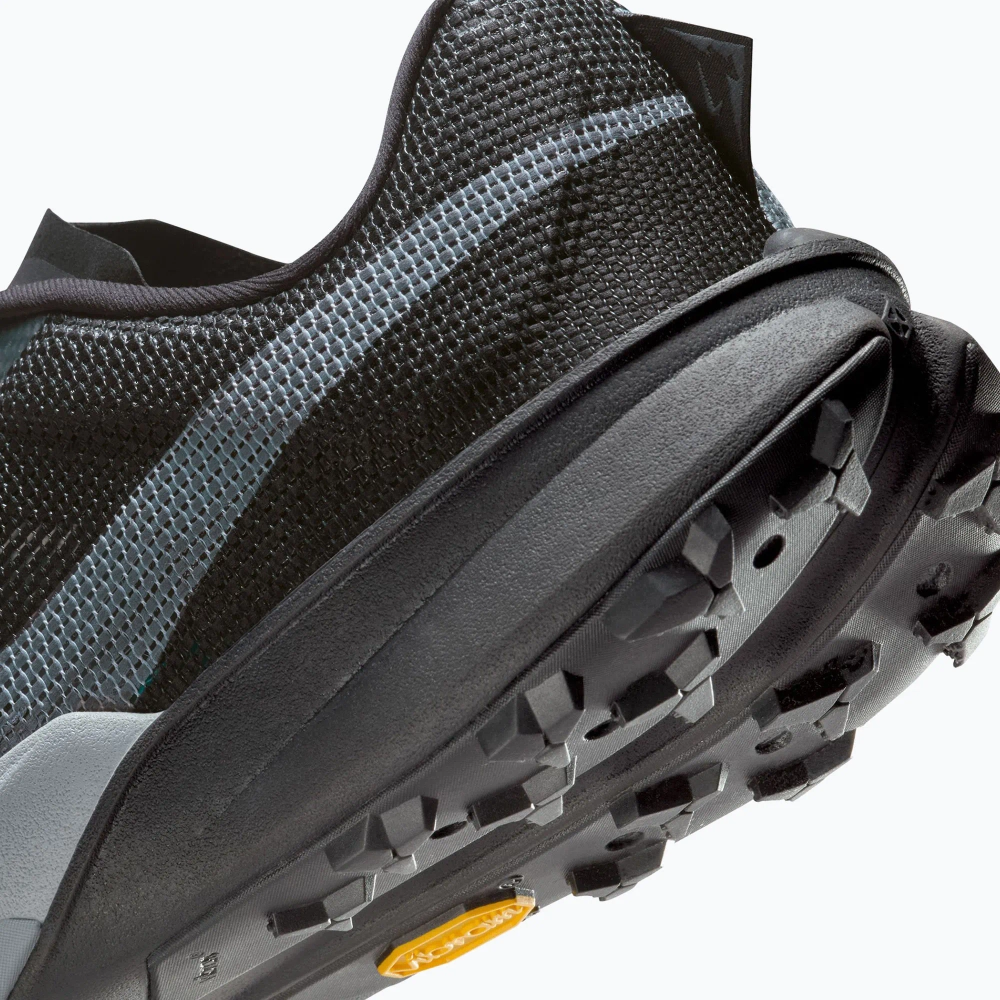 Кроссовки для бега Nike Kiger 10 black/white/cool grey/white