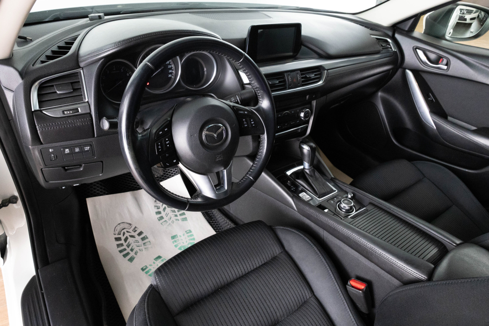 Mazda Mazda6, 2015 год