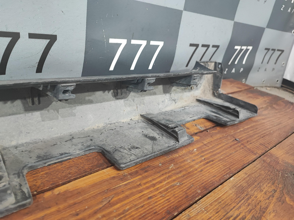 Накладка порога левого Hyundai Creta 1 (GS) 16-21 Б/У Оригинал 87753M0000