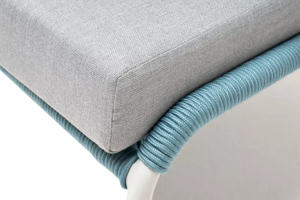 "Милан" кресло плетеное из роупа, каркас алюминий светло-серый (RAL7035) муар, роуп бирюзовый круглый, ткань светло-серая