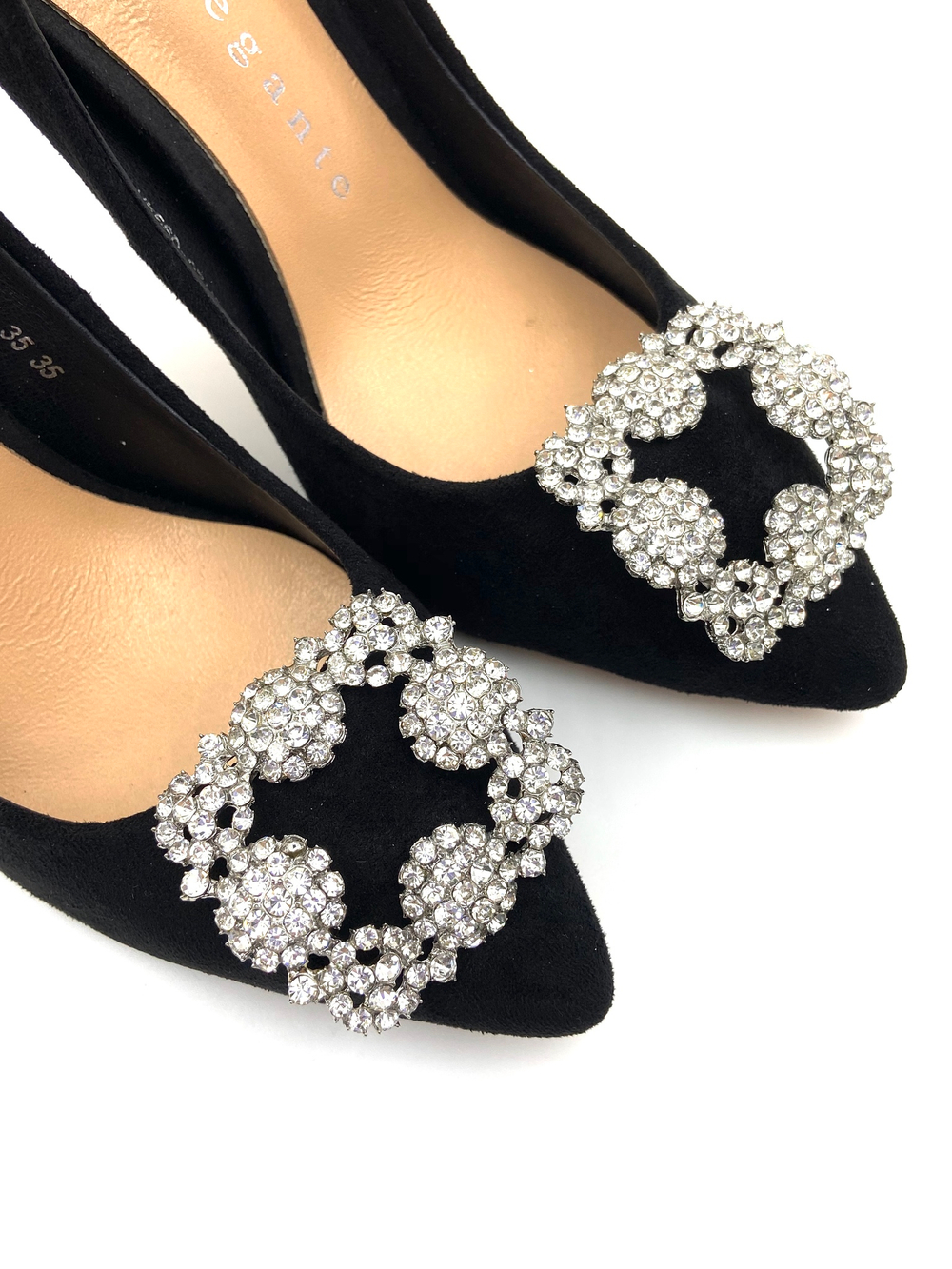 Туфли с брошью