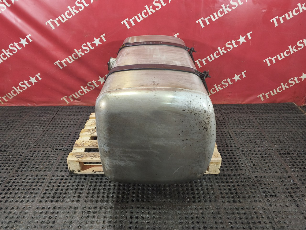 Бак топливный 630L 2019г.