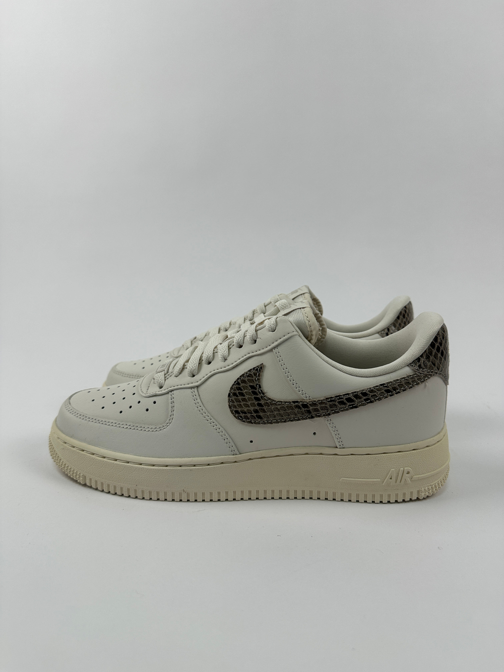 Кроссовки Nike Air Force 1 '07