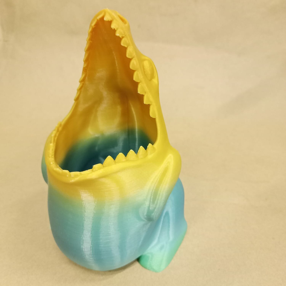 Уценка, без зубов! Подставка для карандашей голодный Динозаврик