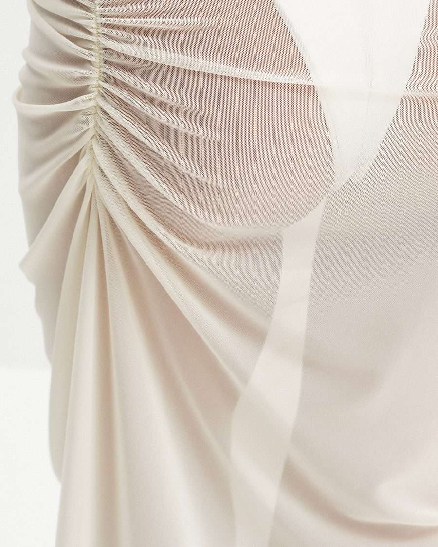 №046 Юбка макси с разрезом (молочный)