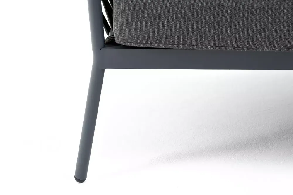 "Диего" диван 2-местный плетеный из роупа, каркас алюминий темно-серый (RAL7024) муар, роуп темно-серый круглый, ткань темно-серая 027